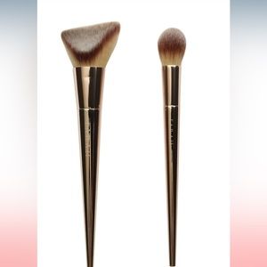 DESIGNED BY F.A.R.A.H!!!!! NWT Rendezvous Makeup Brush 100% VEGAN bristles.